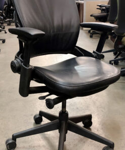 high back black office chair with knob to adjust height