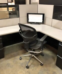 Herman Miller 6x6 Ethospace Workstation