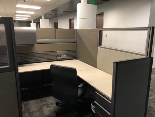 Knoll 7x8 workstation