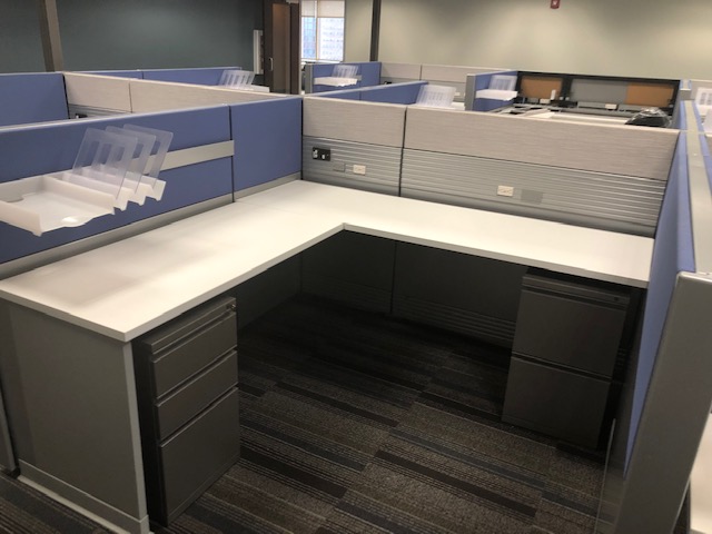 #178 Herman Miller Silver & Blue Etho Space Workstations