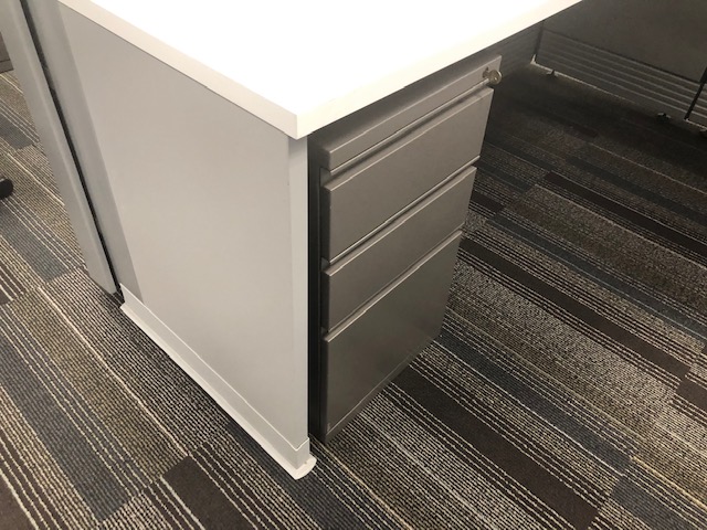 #178 Herman Miller Silver & Blue Etho Space Workstations - Image 3
