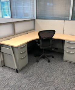 #194 Haworth Premise Segmented Monolithic Workstations Glass