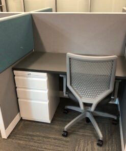 #212 Hon Accelerate Workstation