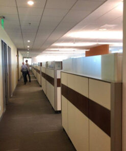 Alternative view of #252 Herman Miller Ethospace Workstations