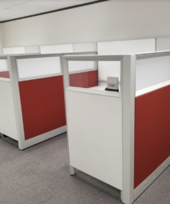 #351 Knoll Dividend Cubicles w/ Glass in Charlotte