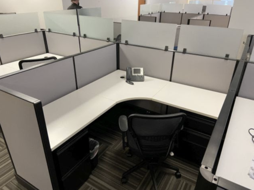 #377 AO2 Workstations - Office Solutions Inc