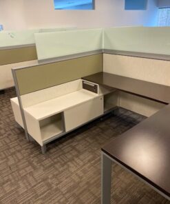 #380 Teknion Leverage Workstation