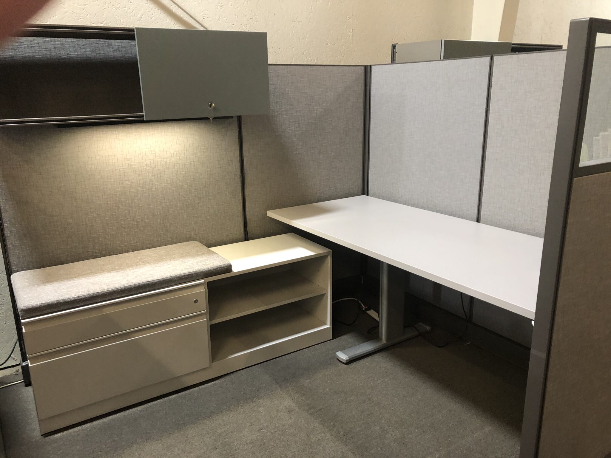 418 Herman Miller A02 Workstations Office Solutions Inc