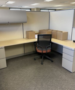 #526 Herman Miller Canvas Workstation