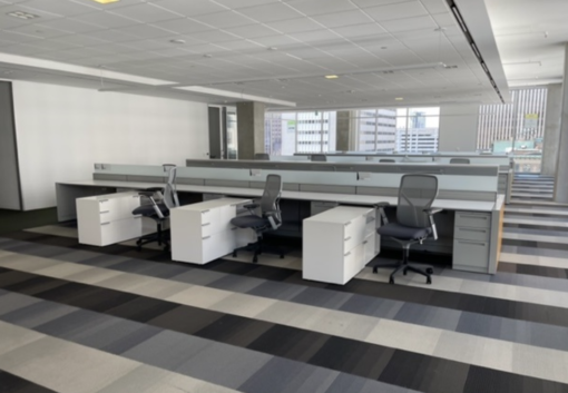 #496 All Steel Workstations