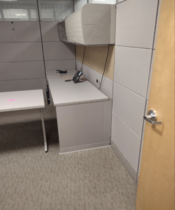 Alternative view of #522 Herman Miller Ethospace Workstation