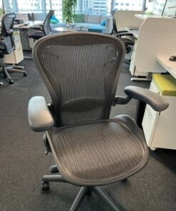 #533 Aeron Task Chair