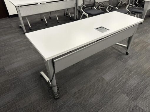 #543 Nucraft White Mobile Training Tables