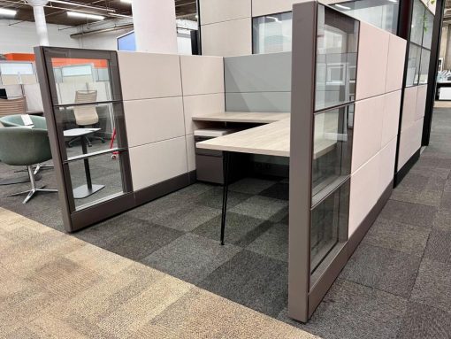 #642 Herman Miller Etho Workstations